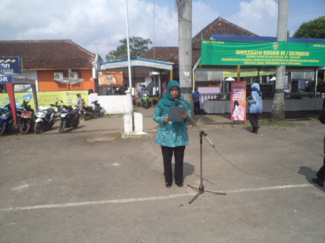 Panitia Harganas Ibu Lety Nandang menyampaikan sambutanya